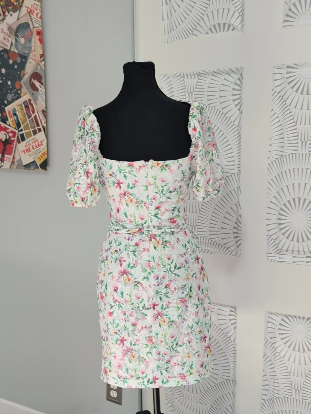 Guess White Floral Puff-Sleeve Dress